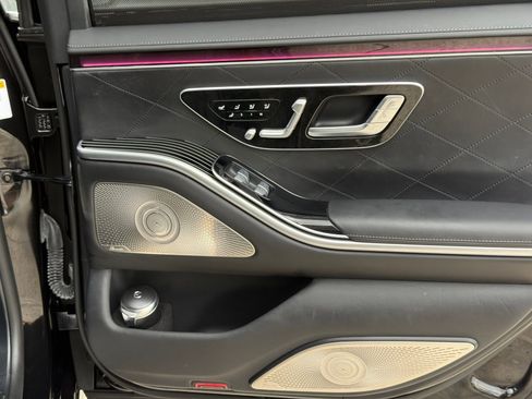 Used 2021 Mercedes-Benz S 580 4MATIC Sedan w/ Warmth & Comfort Package image 36