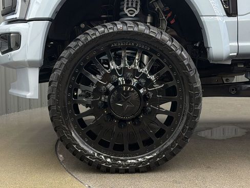 Used 2026 Ford F450 Platinum w/ FX4 Off-Road Package AWD/4WD image 10