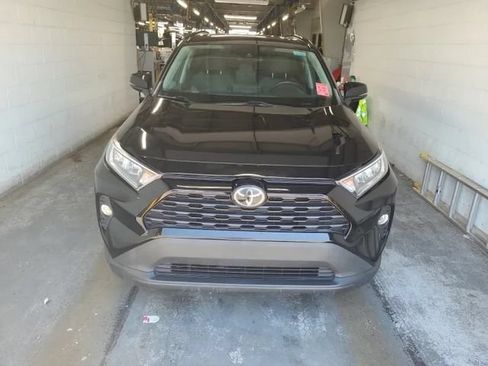 Used 2021 Toyota RAV4 XLE w/ Convenience Package AWD/4WD image 5