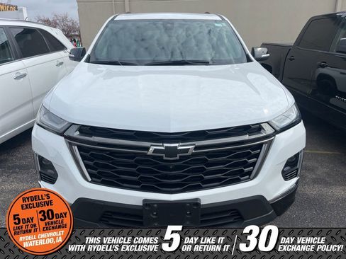 Certified 2023 Chevrolet Traverse Premier w/ Redline Edition image 3
