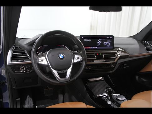 Used 2023 BMW X3 xDrive30i w/ Premium Package AWD/4WD image 6