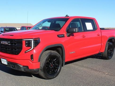 Used 2022 GMC Sierra 1500 Elevation w/ X31 Off-Road Package image 8