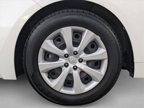 Used 2023 Toyota Corolla LE image 22