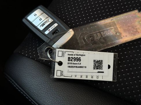 Used 2018 Acura ILX w/ Technology Plus & A-SPEC image 38