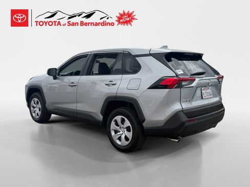 Certified 2024 Toyota RAV4 LE AWD/4WD image 3