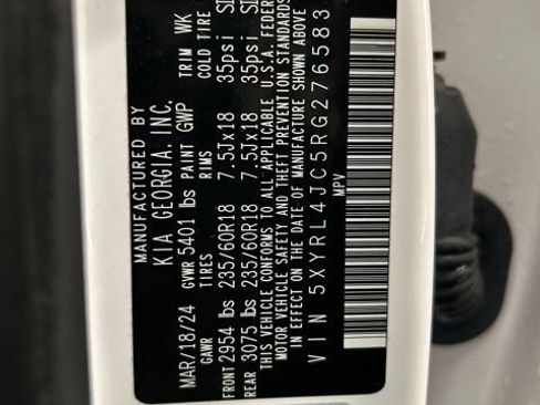 Used 2024 Kia Sorento S image 36