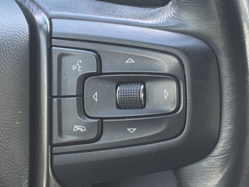 Used 2022 GMC Sierra 2500 Denali w/ Denali Black Diamond Edition image 13