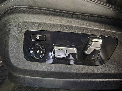 New 2026 BMW X5 xDrive50e w/ M Sport Package AWD/4WD image 30