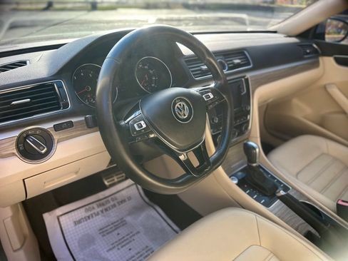 Used 2016 Volkswagen Passat 1.8T FWD image 12