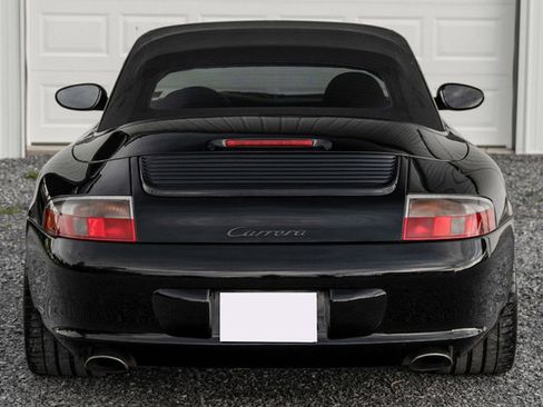 Used 2003 Porsche 911 Carrera 4 AWD/4WD image 16