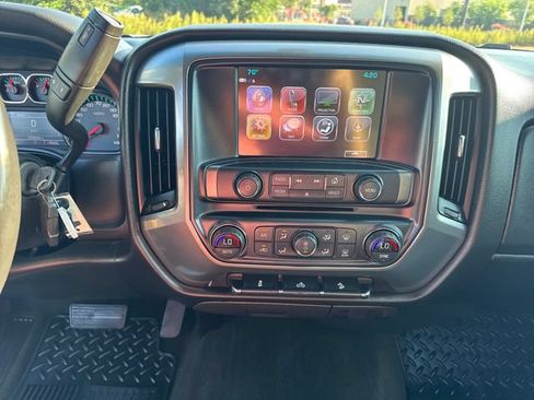 Used 2017 Chevrolet Silverado 1500 LT w/ All Star Edition AWD/4WD image 16