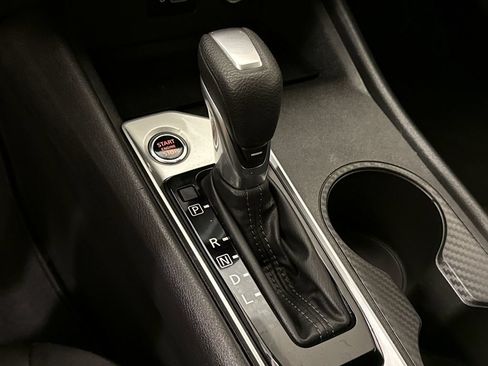 Used 2024 Nissan Altima 2.5 S FWD image 25