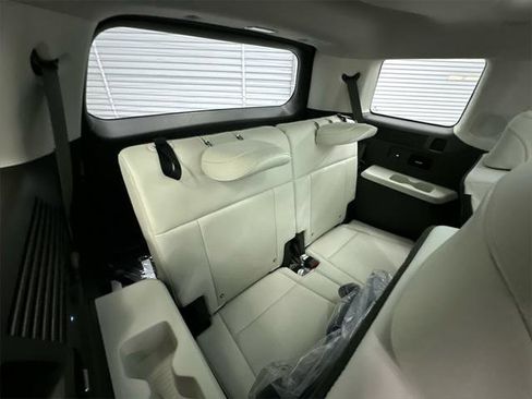 New 2025 Hyundai Santa Fe Calligraphy image 17