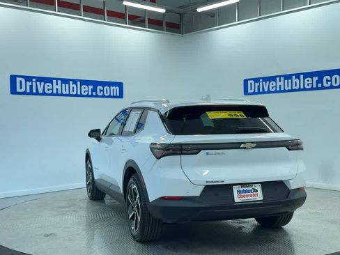 Used 2026 Chevrolet Equinox EV LT image 9