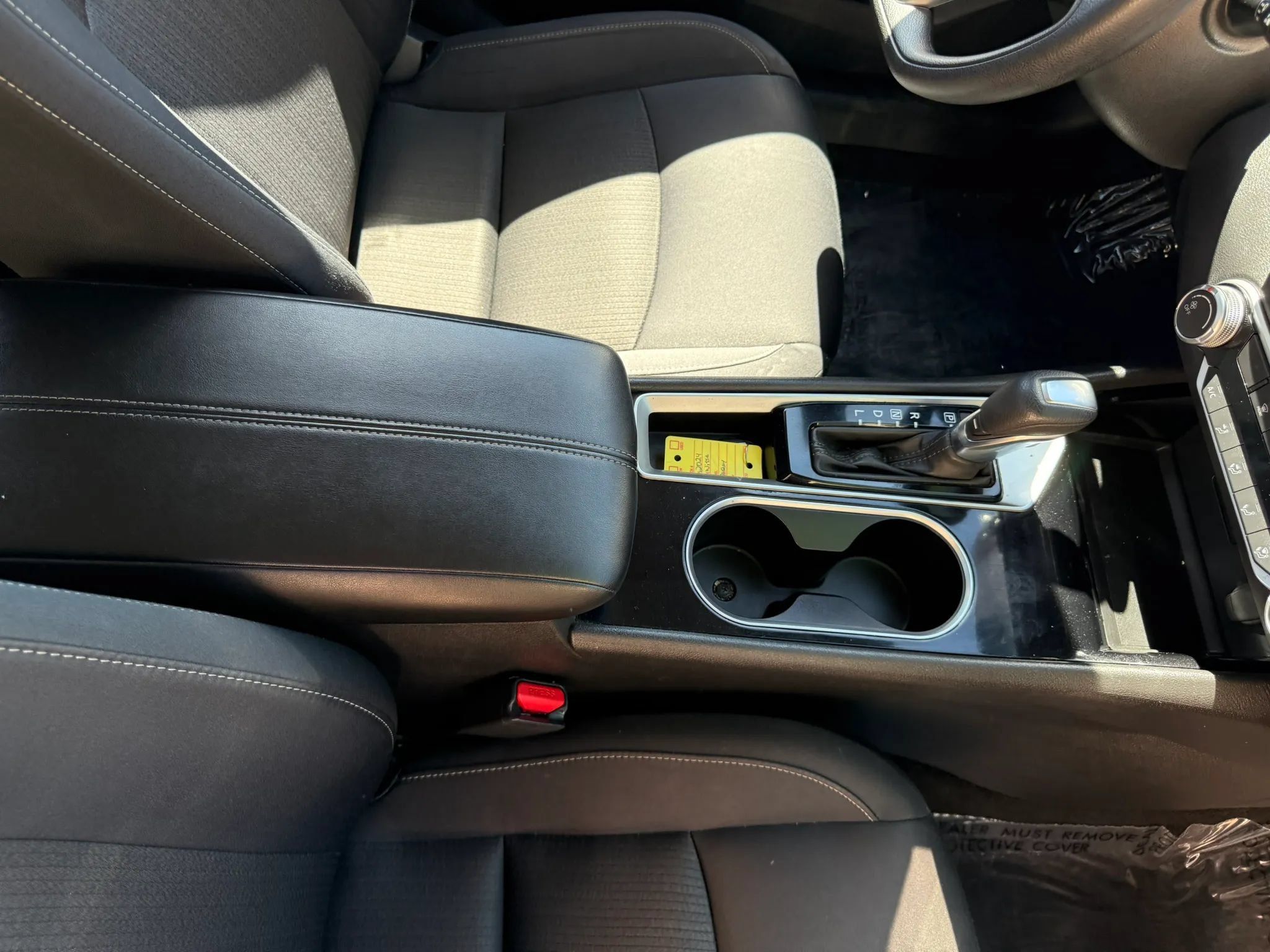 Used 2024 Nissan Altima 2.5 SV FWD image 16