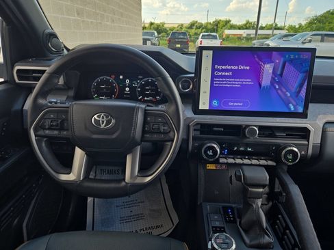 Used 2025 Toyota 4Runner Trailhunter AWD/4WD image 16
