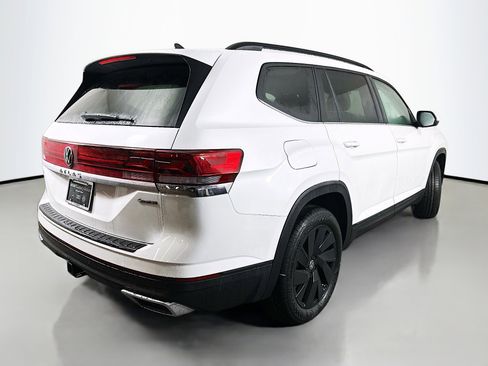 New 2026 Volkswagen Atlas SE image 7