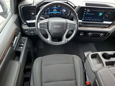 Used 2022 Chevrolet Silverado 1500 LT Trail Boss w/ Protection Package image 11