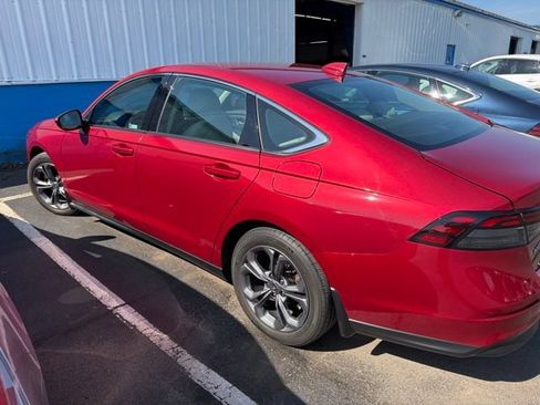 Used 2023 Honda Accord EX image 4
