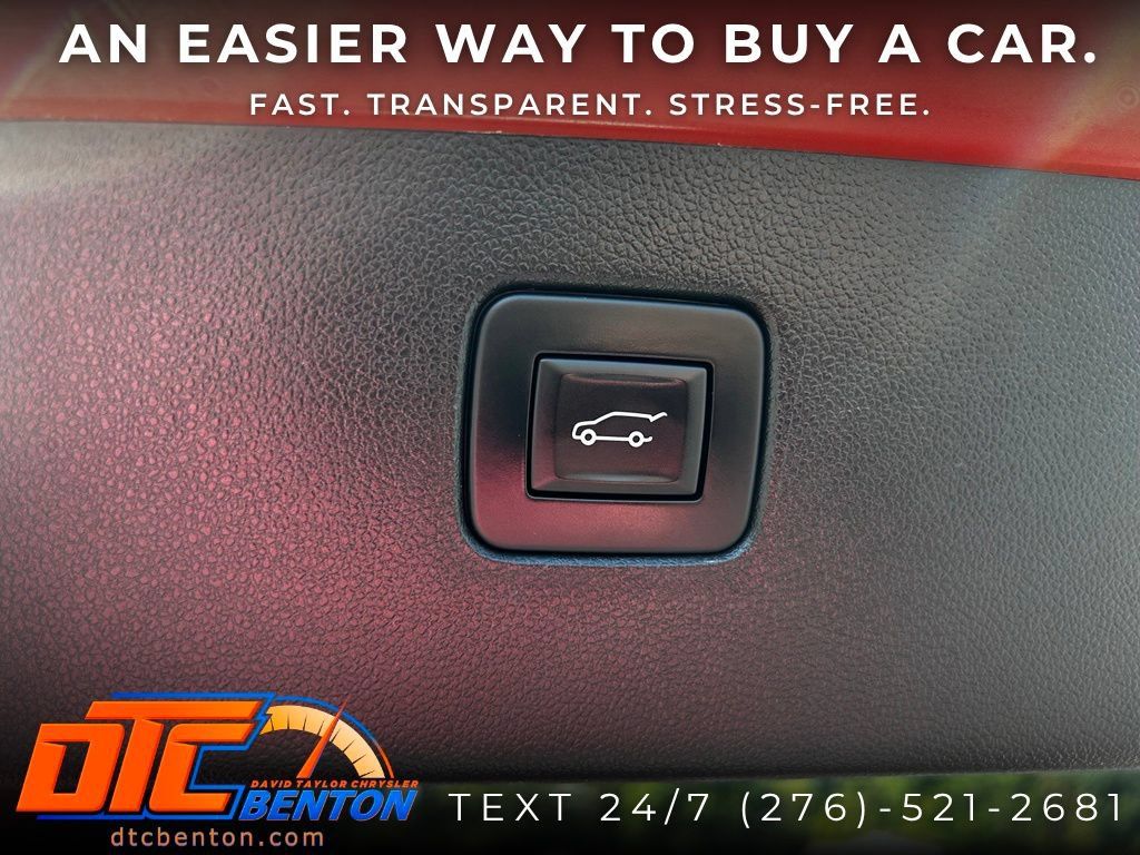 Used 2024 Buick Envista Sport Touring w/ Convenience II Package FWD image 20