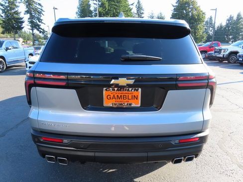 Used 2024 Chevrolet Traverse LS image 6