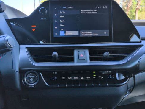 Used 2023 Lexus UX 250h Premium w/ Accessory Package (Z1) image 30