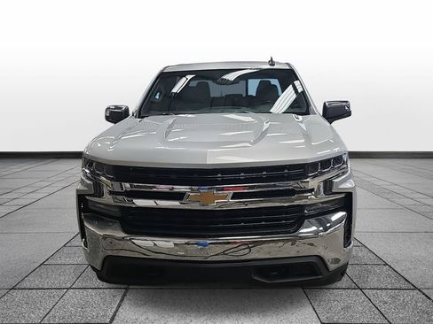 Used 2020 Chevrolet Silverado 1500 LT image 2