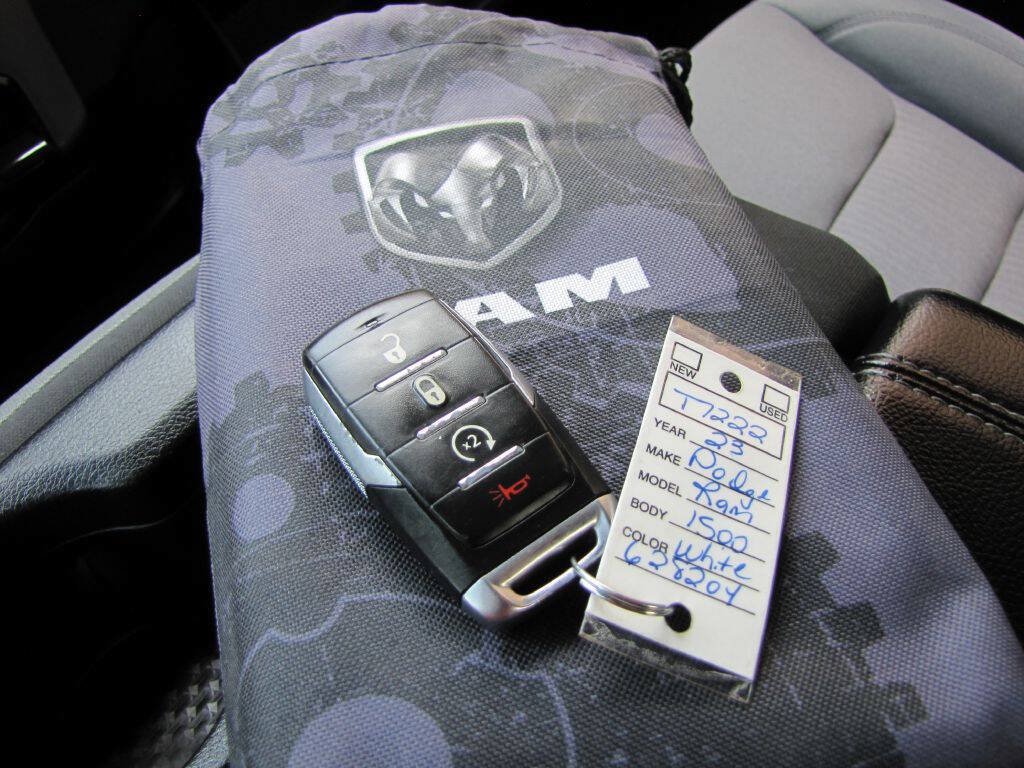 Used 2023 RAM 1500 Big Horn AWD/4WD image 45