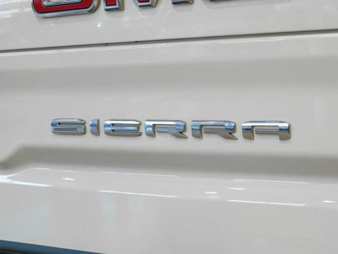 Used 2022 GMC Sierra 1500 SLT AWD/4WD image 64
