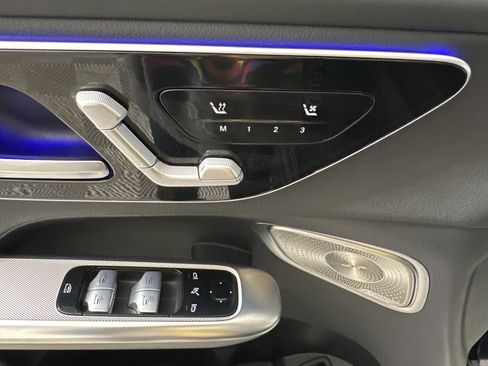 Used 2023 Mercedes-Benz GLC 300 4MATIC image 10