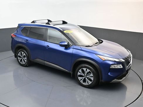 Used 2022 Nissan Rogue SV w/ SV Premium Package AWD/4WD image 15