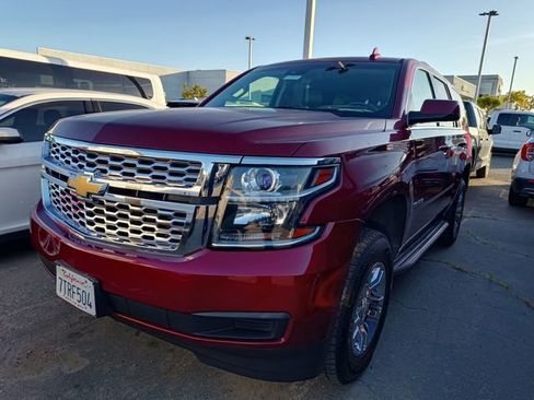 Used 2017 Chevrolet Tahoe LT image 1