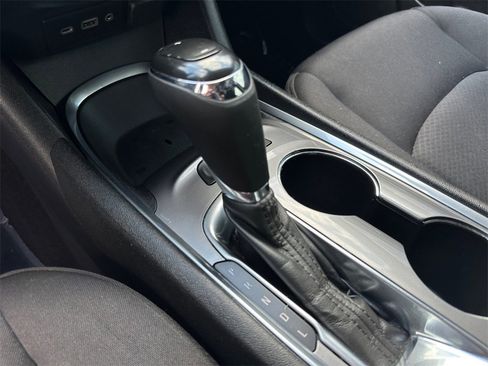 Used 2020 Chevrolet Malibu LT image 14