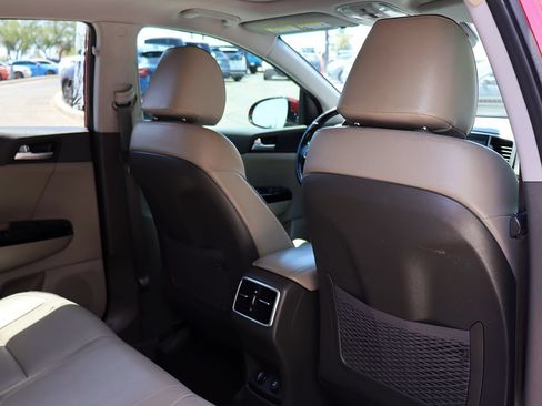 Used 2019 Kia Sportage EX w/ EX Technology Package FWD image 29