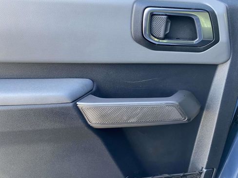 Used 2023 Ford Bronco Black Diamond image 13