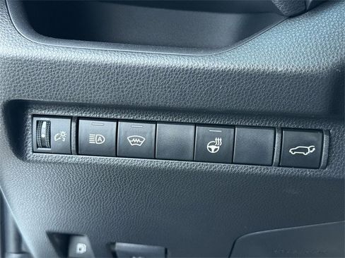 Used 2024 Toyota RAV4 SE w/ Weather & Moonroof Package image 26