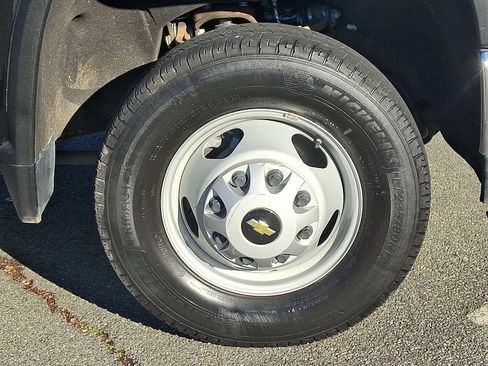 Used 2022 Chevrolet Silverado 3500 W/T w/ WT Convenience Package image 8