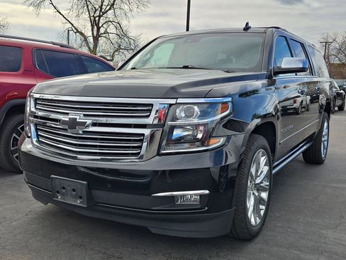 Used 2019 Chevrolet Suburban Premier w/ Premier Plus Edition image 1