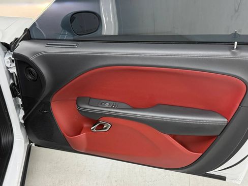 Used 2023 Dodge Challenger SRT Hellcat RWD image 28
