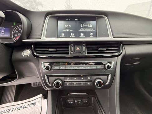 Used 2020 Kia Optima SE image 20