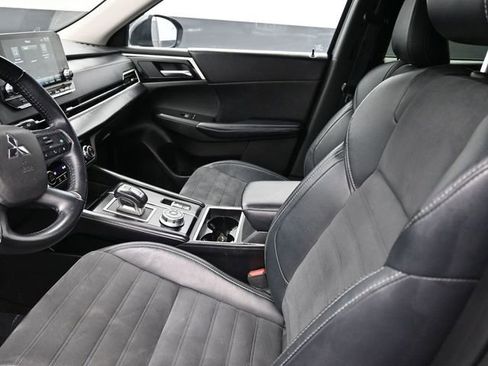 Used 2022 Mitsubishi Outlander SEL Black Edition AWD/4WD image 14