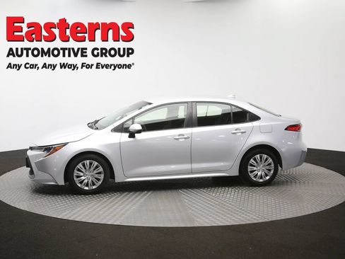 Used 2022 Toyota Corolla LE FWD image 59