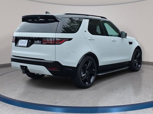 Certified 2025 Land Rover Discovery Dynamic SE AWD/4WD image 5