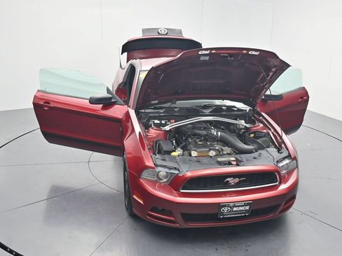 Used 2014 Ford Mustang Coupe RWD image 47