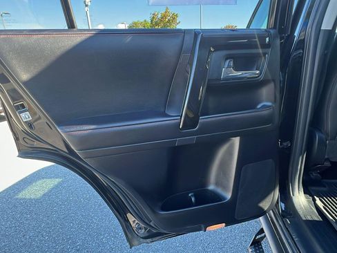 Used 2023 Toyota 4Runner TRD Off-Road Premium w/ Off Road Premium Plus Package image 17