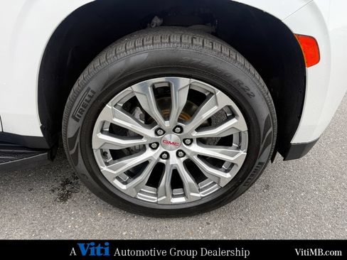Used 2023 GMC Yukon XL Denali AWD/4WD image 15