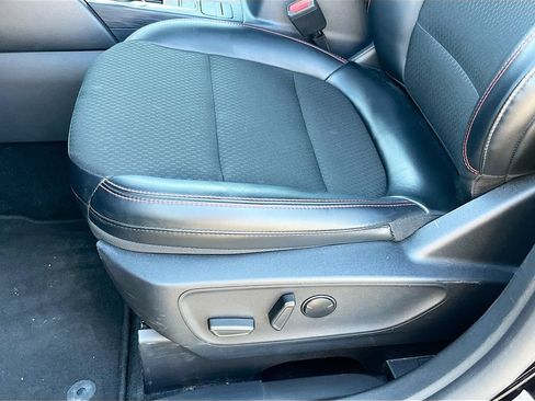 Used 2025 Ford Escape ST-Line AWD/4WD image 18