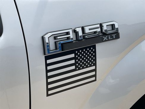 Used 2019 Ford F150 XLT w/ Trailer Tow Package image 29