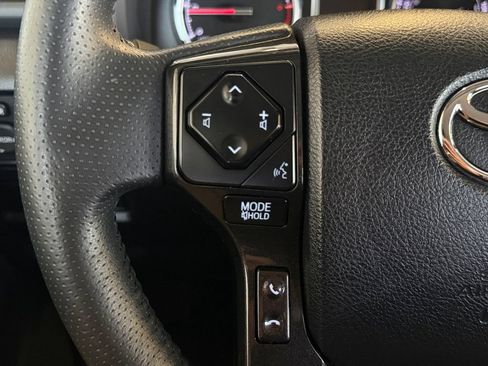 Used 2024 Toyota 4Runner TRD Off-Road AWD/4WD image 30