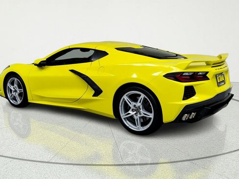 Used 2023 Chevrolet Corvette Stingray Premium Cpe w/ Z51 Performance Package RWD image 3